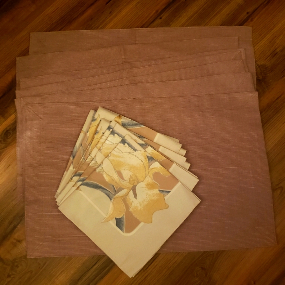 Jim Thompson Placemat & Nakin Set